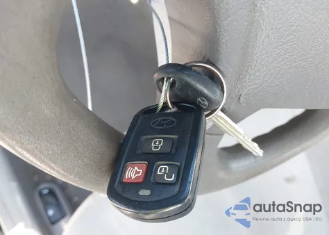 2005 Hyundai Elantra Gls/Gt z USA, uszkodzony, nr VIN KMHDN46D25U194224